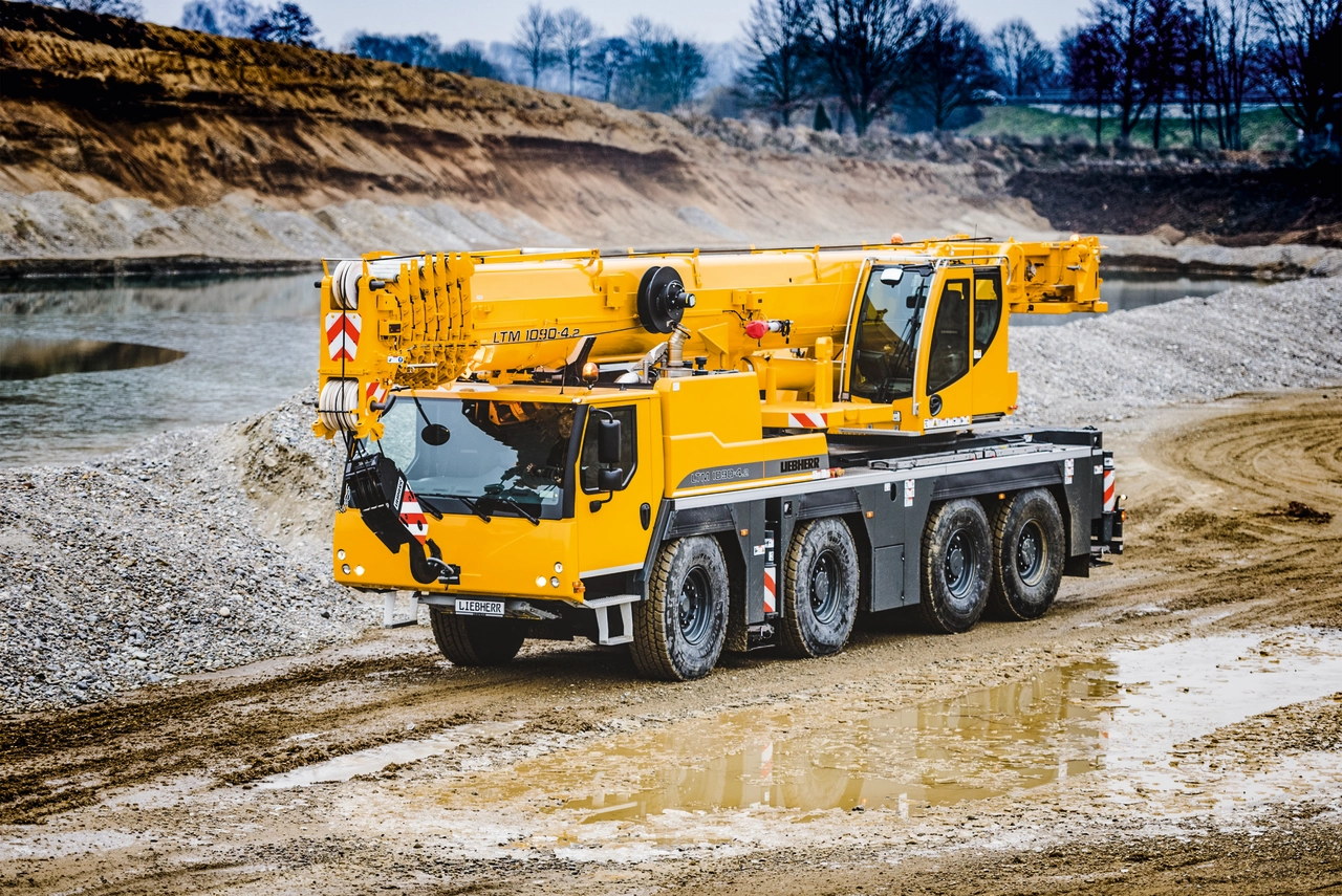 LTM 1090-4.2 Mobile crane - Liebherr